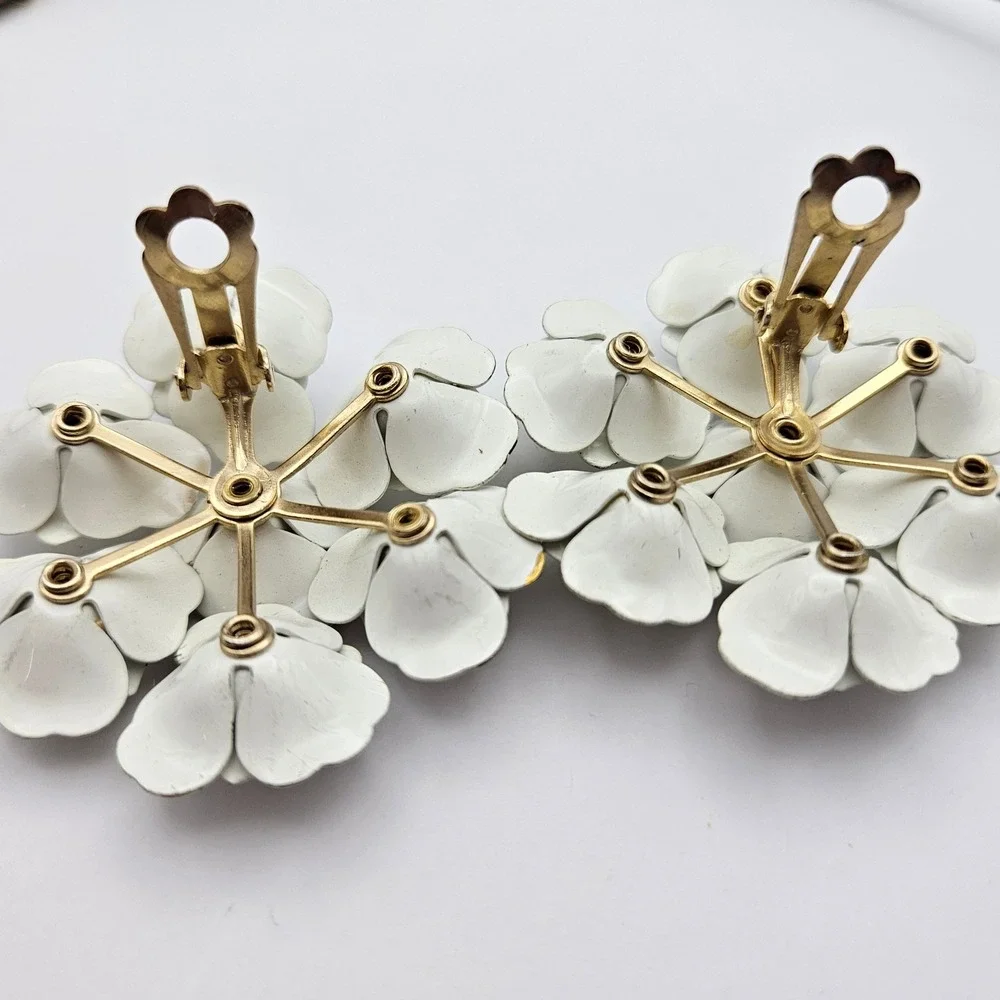 Vintage White Enamel Flower Cluster Clip On Earrings Multi Color Rhinestone 60s